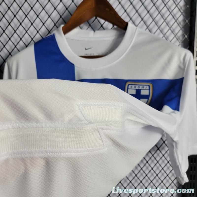 2022 Finland Home Soccer Jersey