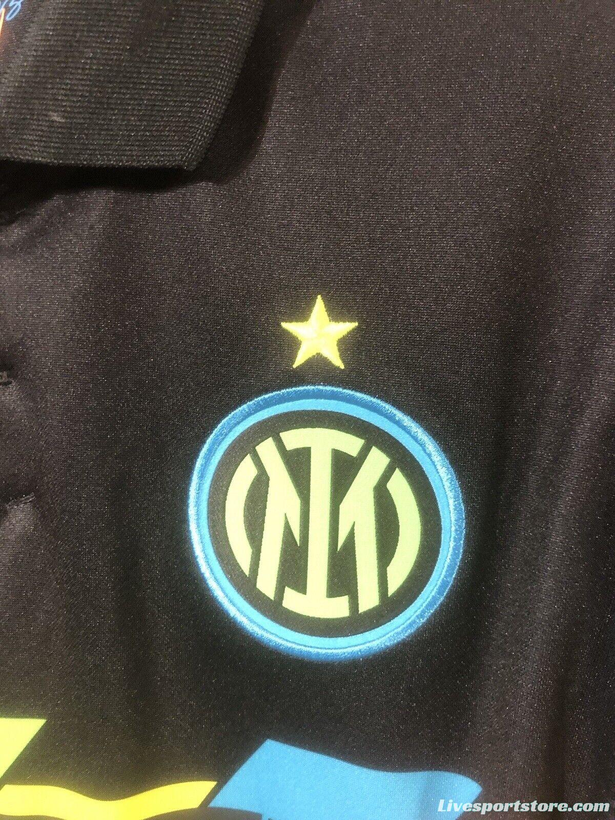 Retro 21/22 Inter Milan Third Black Jersey