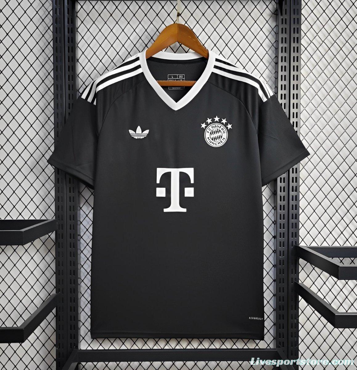 24/25 Bayern Munich Black Goalkeeper Jersey